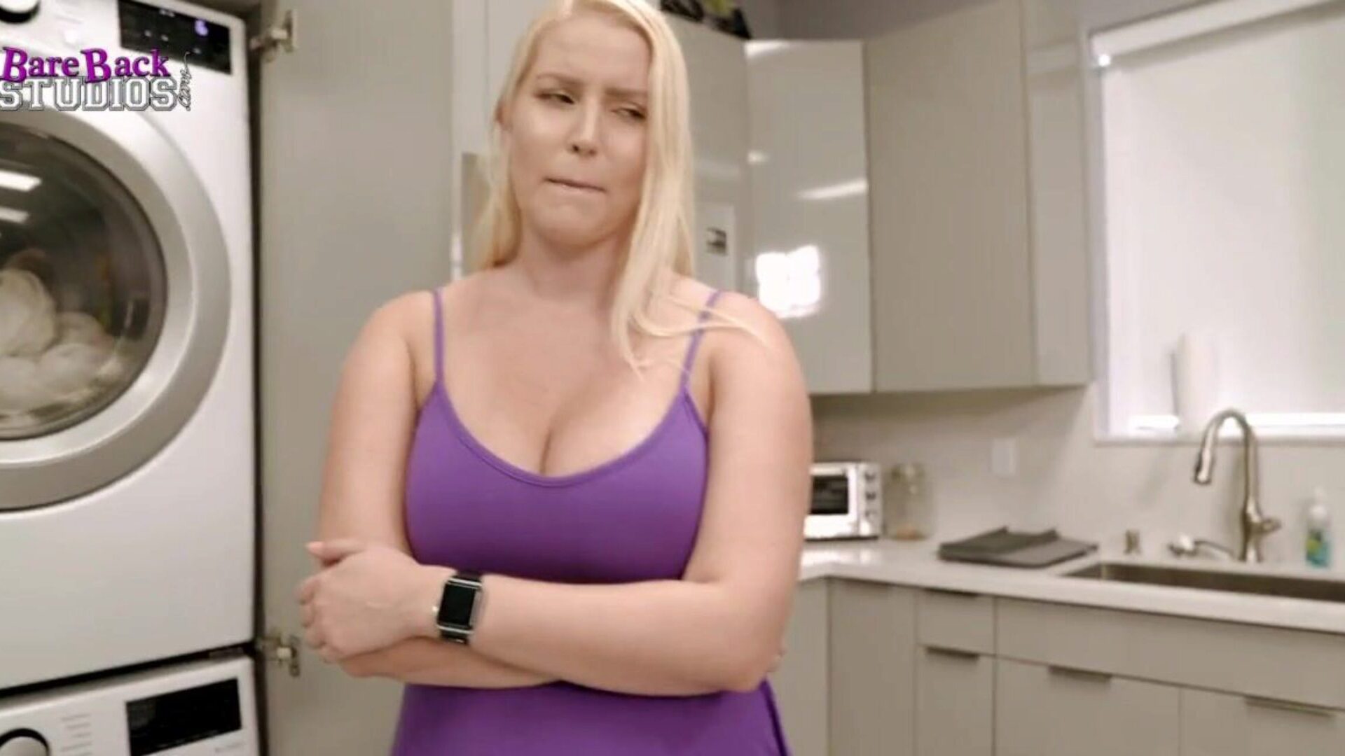 Blonde Milf with Huge Tits Takes a Facial - Vanessa Cage